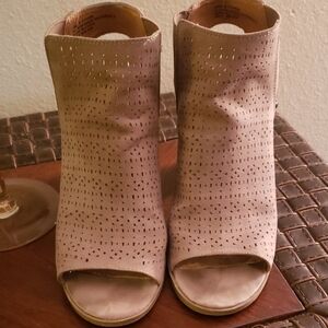 New Directions Beige Peep-Toe Heeled Boots